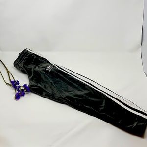 Adidas velour track pants. Black. Size 7-8 for kids. EUC.